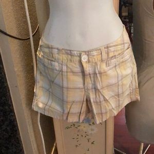 Classic St John’s Bay High Waisted Plaid 98% Cotton 2% Spandex Shorts 6P